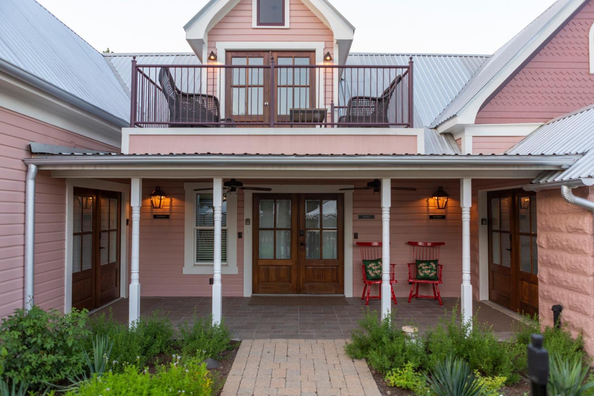 Bed and Breakfast The Menagerie Fredericksburg Exterior foto